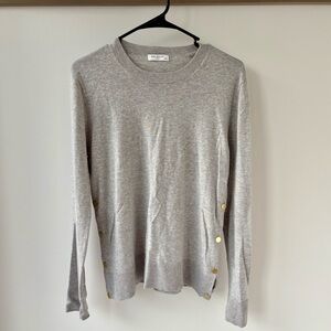 Equipment Femme Gray Cotton Cashmere Pullover Sweater with Gold Buttons | Size M